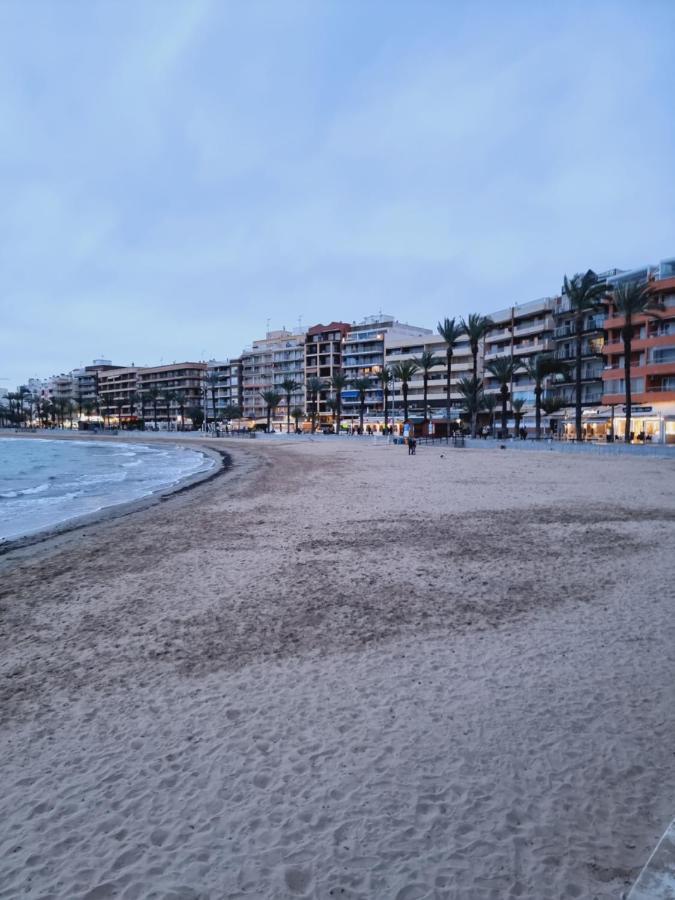 Luxury Evita Apartments In Torrevieja Bagian luar foto